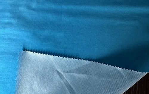 Donglong | 2026AW outdoor jacket fabrics, the rise of plaid-patterned style
